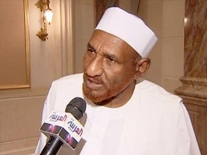 الصادق المهدي ” قال إن المطلوب من المرأة هو “الزي المحتشم”