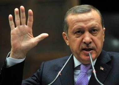 أردوغان يصف المتظاهرين بالغوغاء لقيامهم بالتخريب ويتهم وسائل الإعلام ومواقع التواصل الاجتماعي بتأجيج الوضع