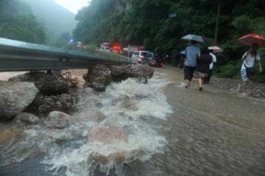 مصرع 23 شخصا جراء أمطار غزيرة شمال غرب الصين