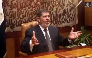 تمديد حبس محمد مرسي 30 يوما وسعد الكتاتني 15 يوما