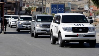 وصل الفريق عن طريق البر عبر الحدود مع لبنان في قافلة تألفت من 15 سيارة.