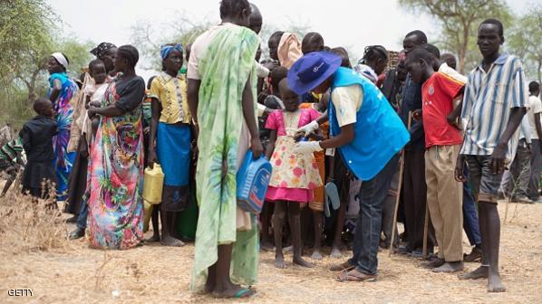 موظفون تابعون لهيئات إغاثية في جنوب السودان أوائل مايو الجاري.