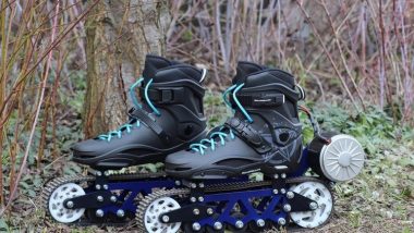 حذاء التزلج "rollerblades"